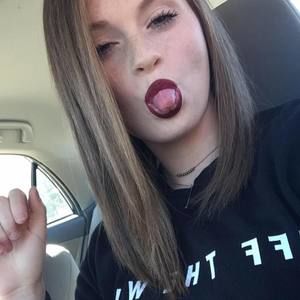 Meet your Posher, Dixie